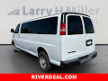 2022 Chevrolet Express Passenger LS